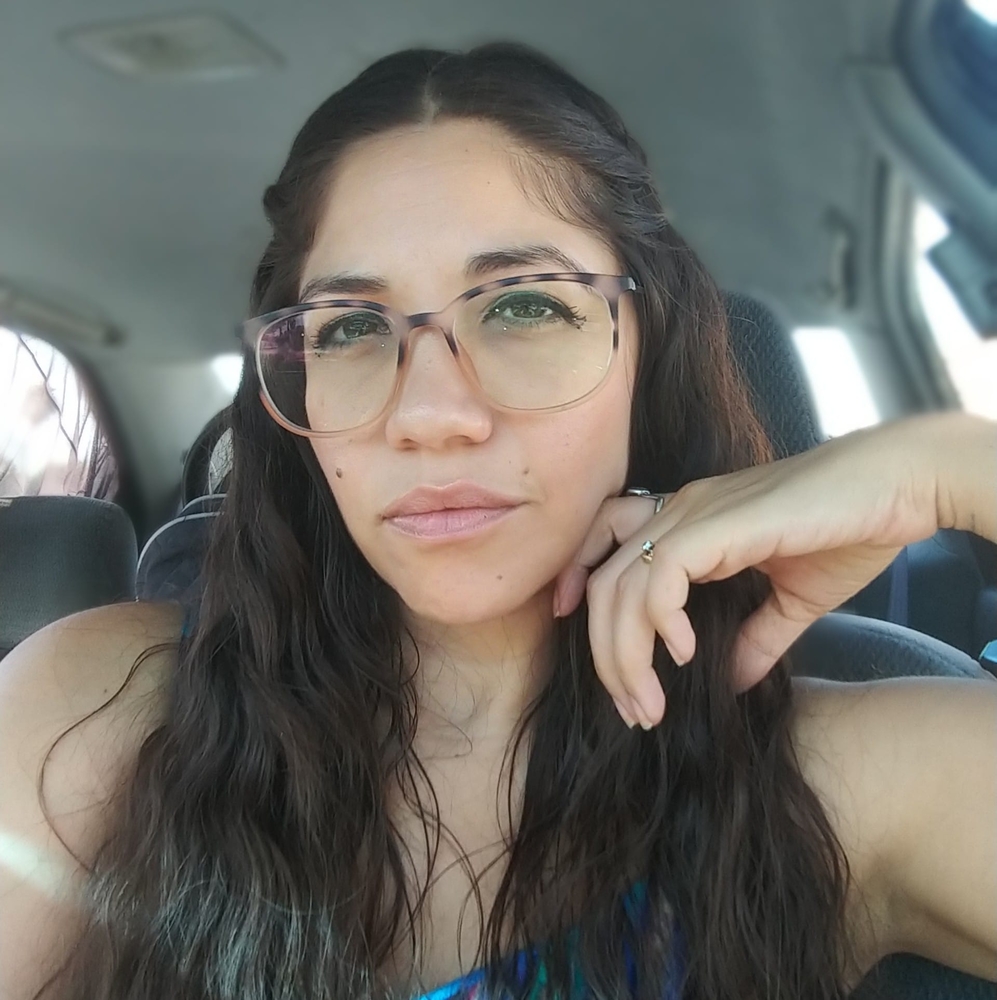 Meet your Posher, Elizabeth